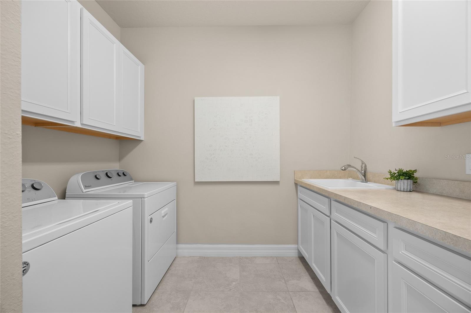 Image 13 of 73 For 2880 Lake Pointe Drive