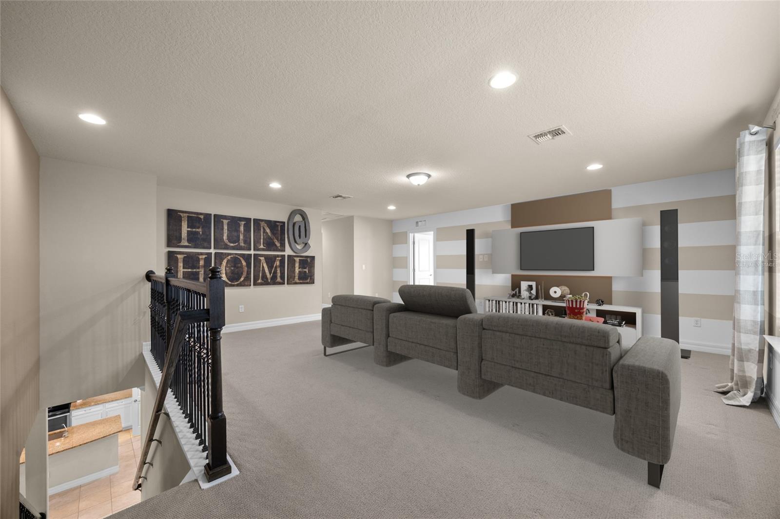 Image 32 of 73 For 2880 Lake Pointe Drive
