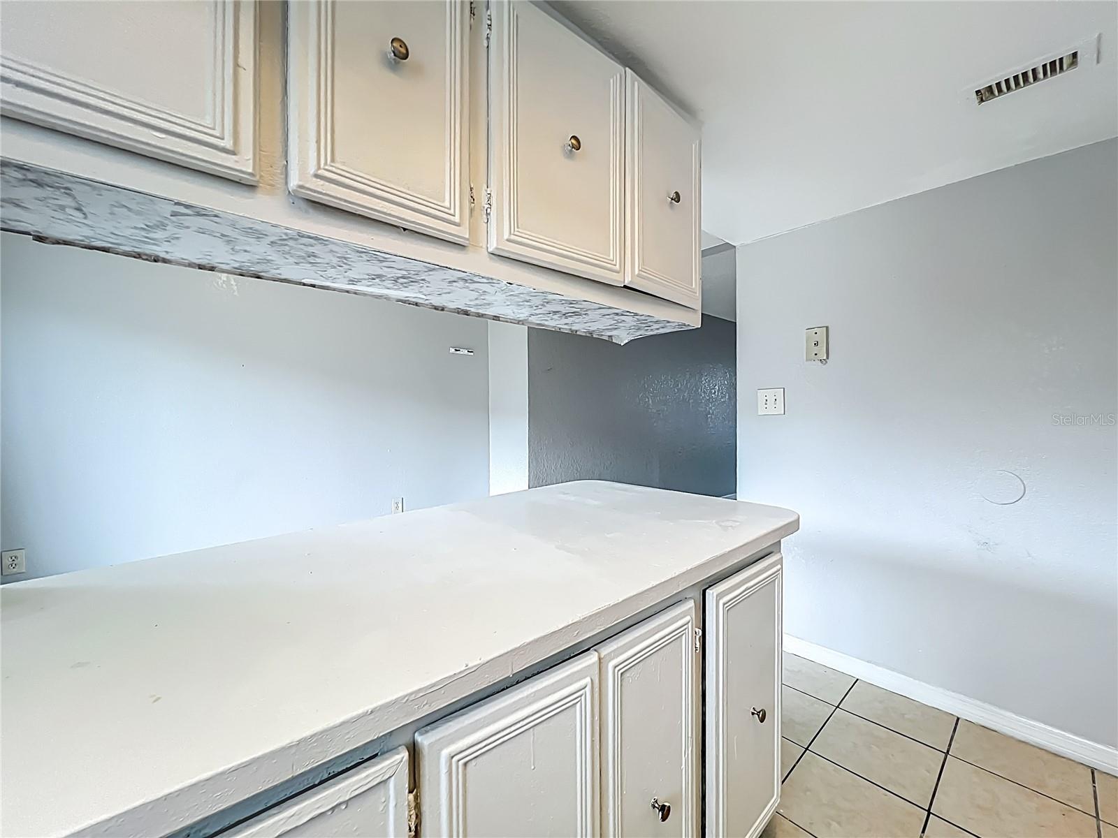 Image 18 of 34 For 2763 L B Mcleod Road A