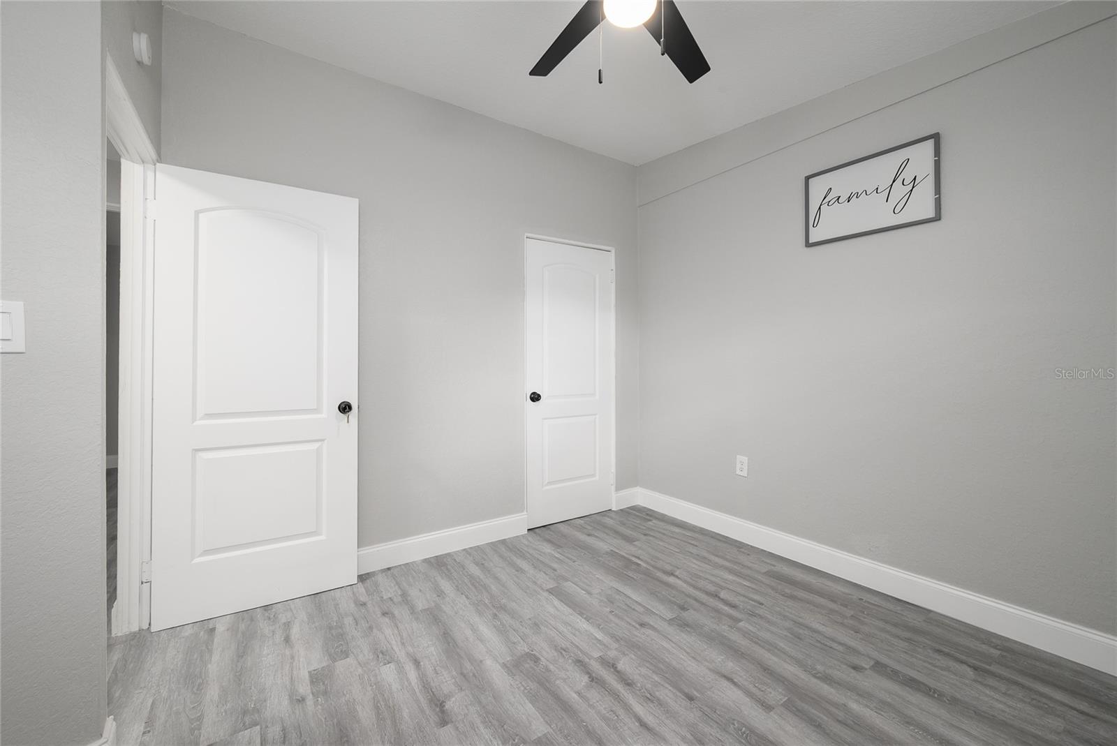 Image 11 of 31 For 2410 11th Street