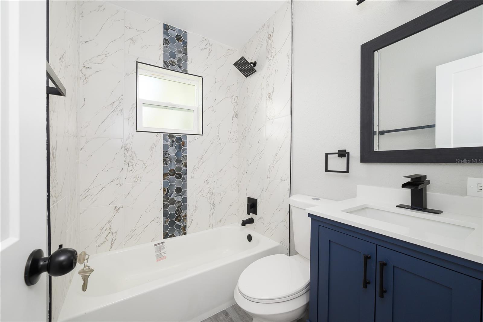 Image 12 of 31 For 2410 11th Street