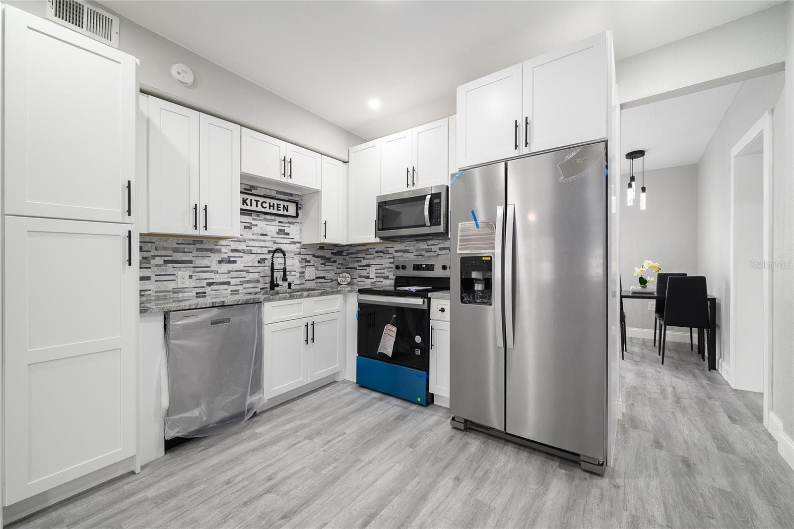 Image 5 of 31 For 2410 11th Street