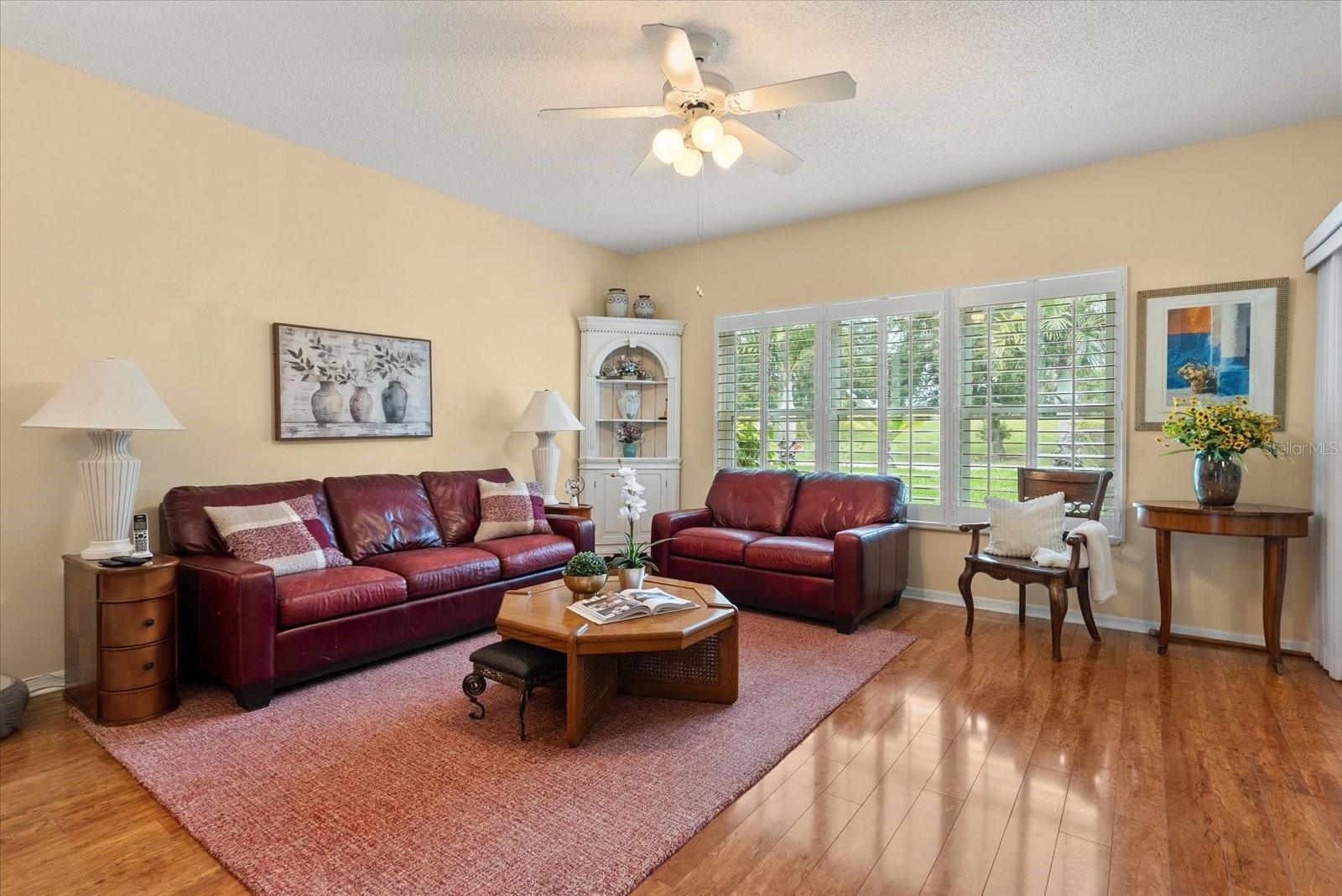 Image 4 of 26 For 6142 Sunnyvale Drive Ge