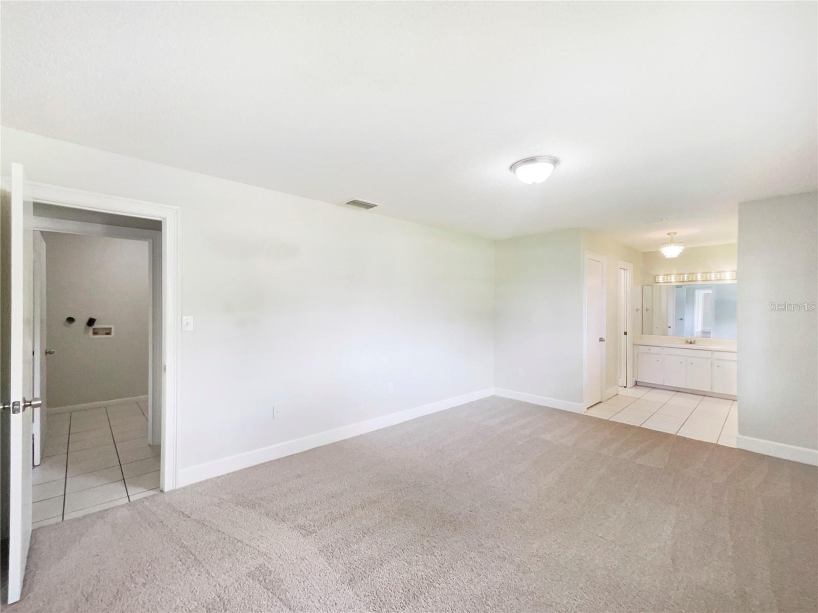 Image 10 of 23 For 1215 Merlyn Street