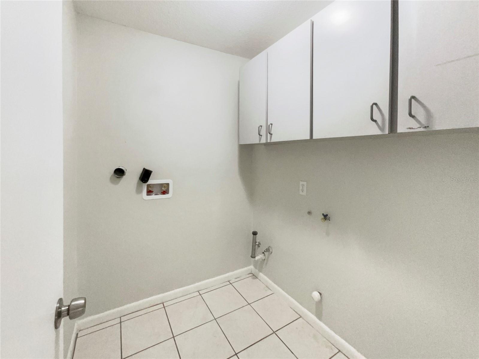 Image 21 of 23 For 1215 Merlyn Street