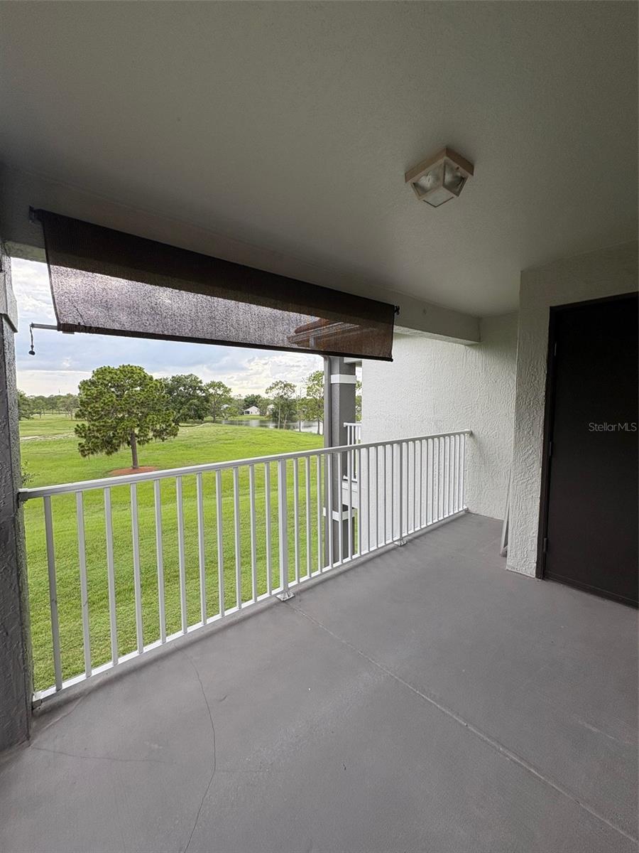 Image 15 of 18 For 13917 Fairway Island Drive 931