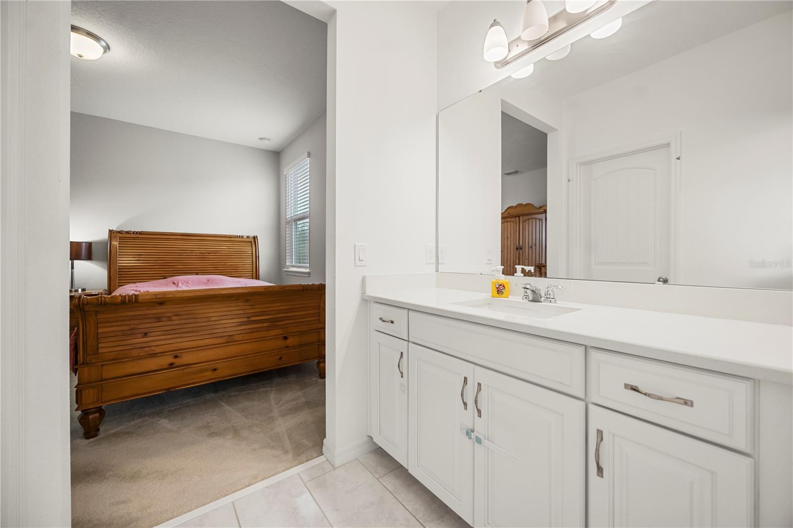 Image 37 of 63 For 9567 Meadow Hunt Way