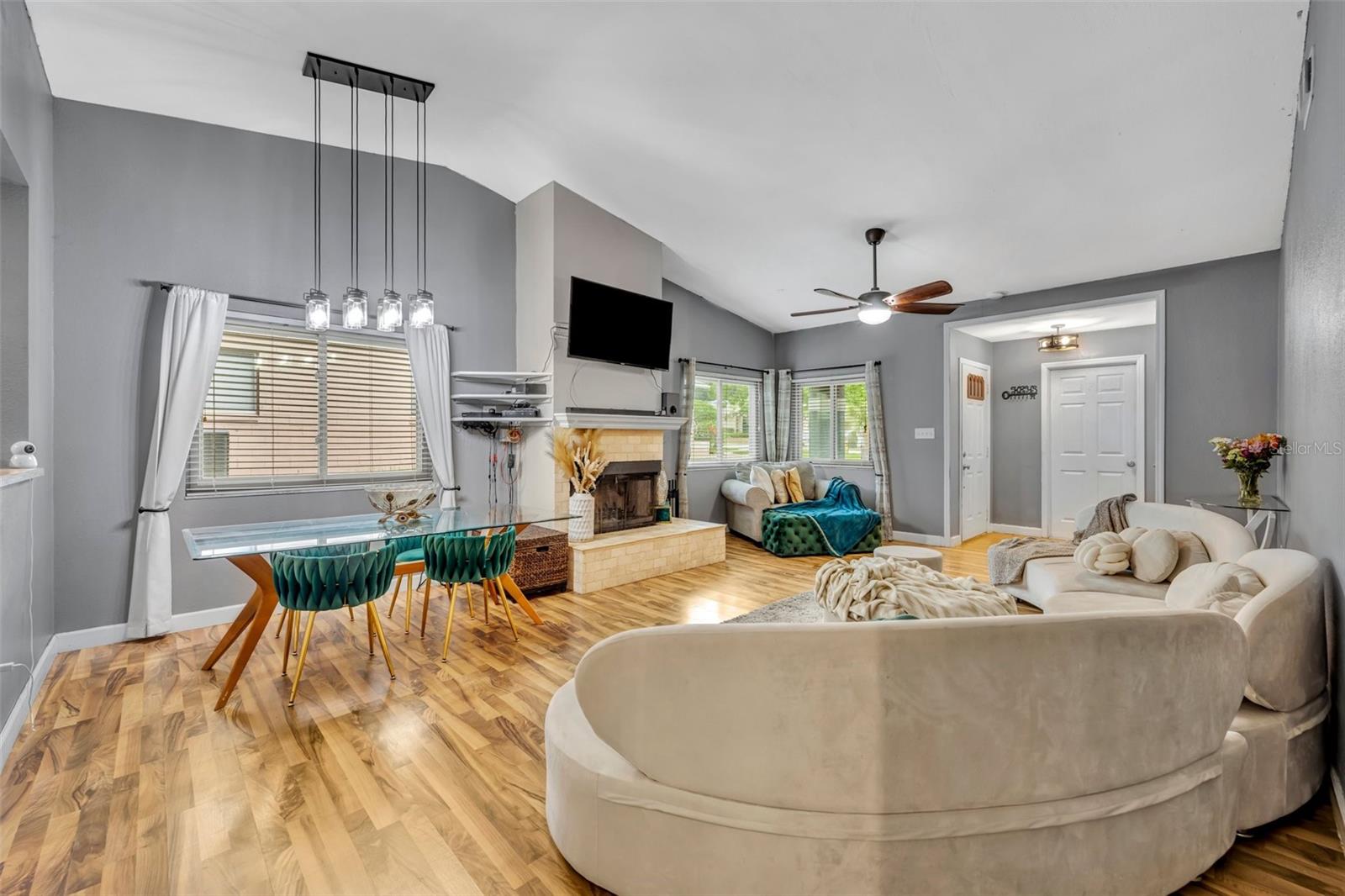 Image 5 of 23 For 7252 Harbor Heights Circle