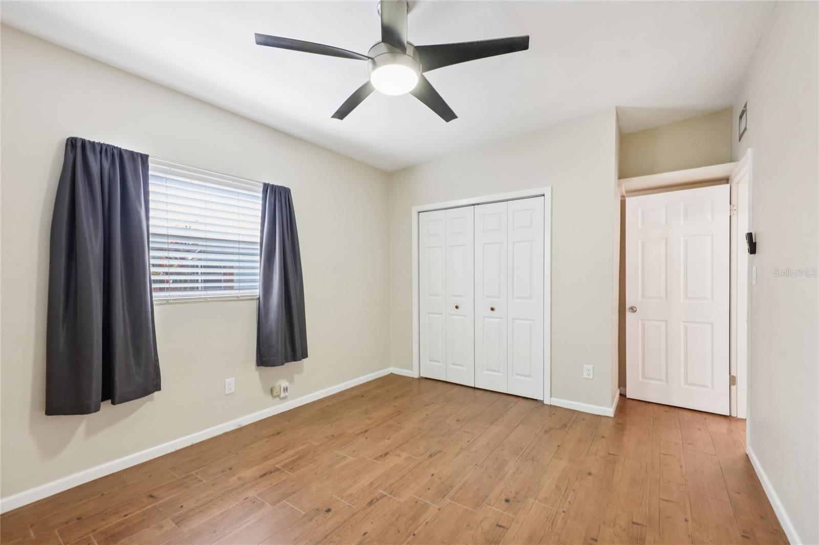 Image 16 of 26 For 1417 Harding Street