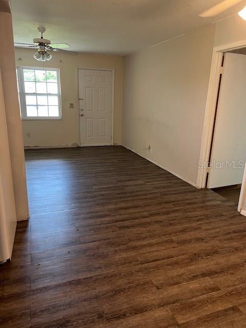 Image 2 of 17 For 811 Birchwood Circle