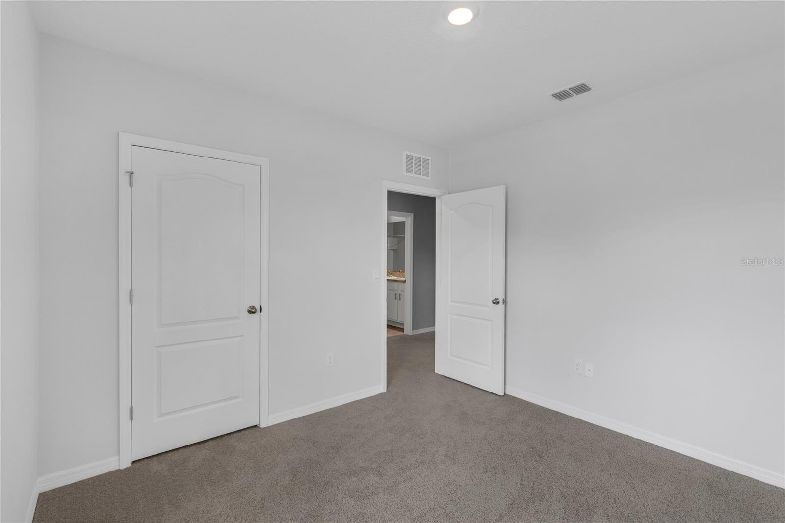 Image 24 of 41 For 1296 Berry Lane