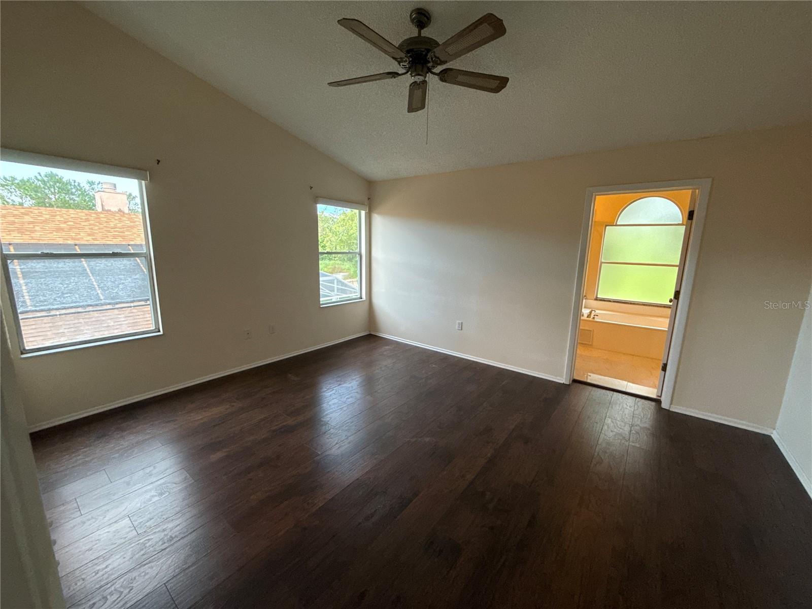Image 19 of 28 For 605 Brightview Drive