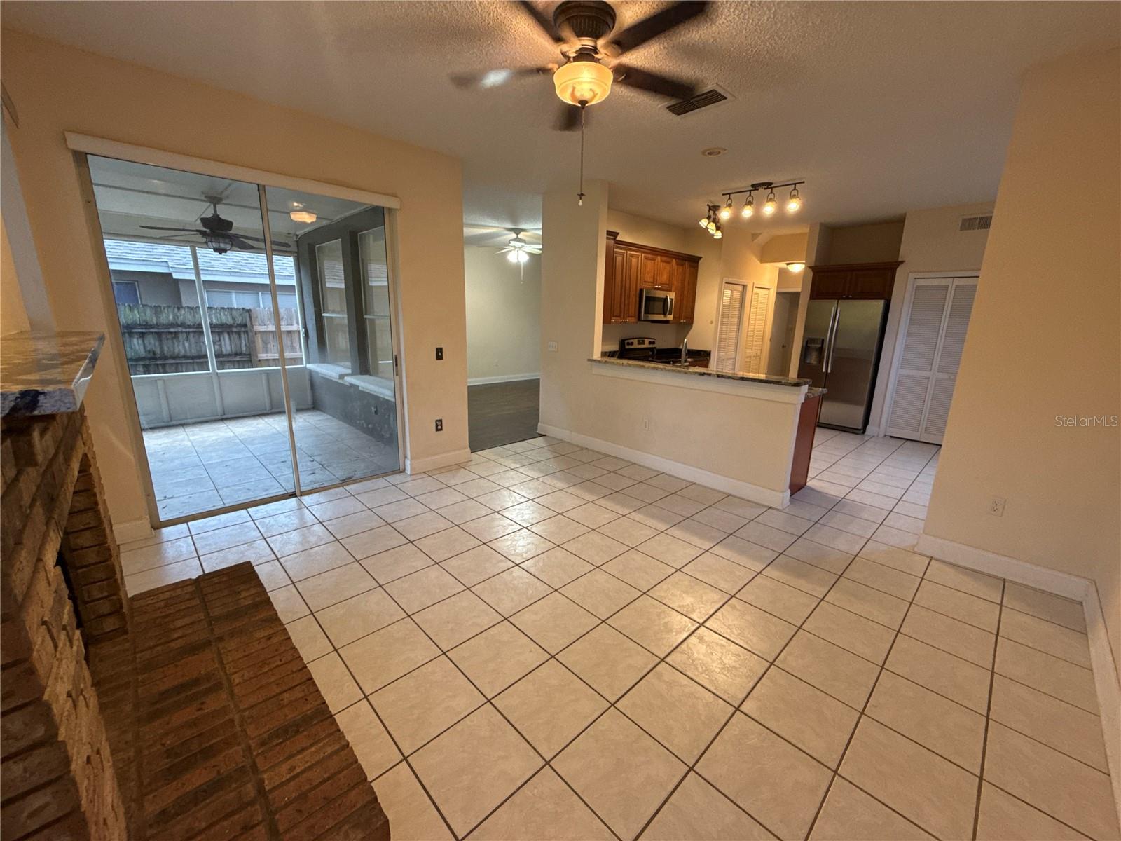 Image 5 of 28 For 605 Brightview Drive