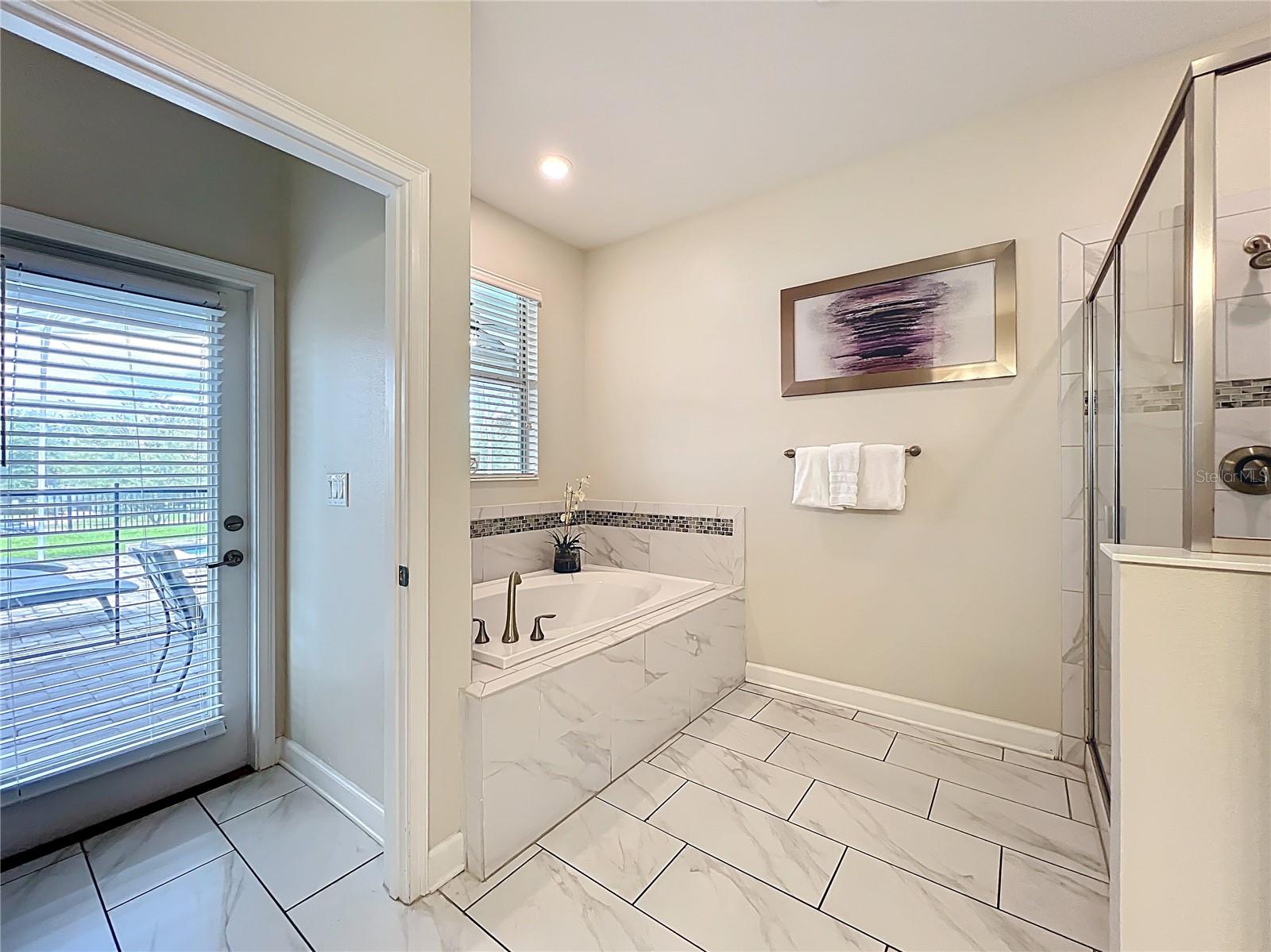 Image 17 of 44 For 9048 Sand Trap Drive