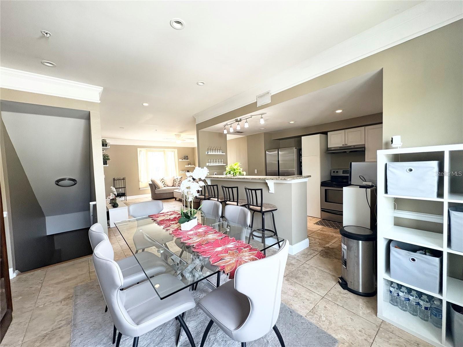 Image 10 of 27 For 6575 Time Square Avenue 101