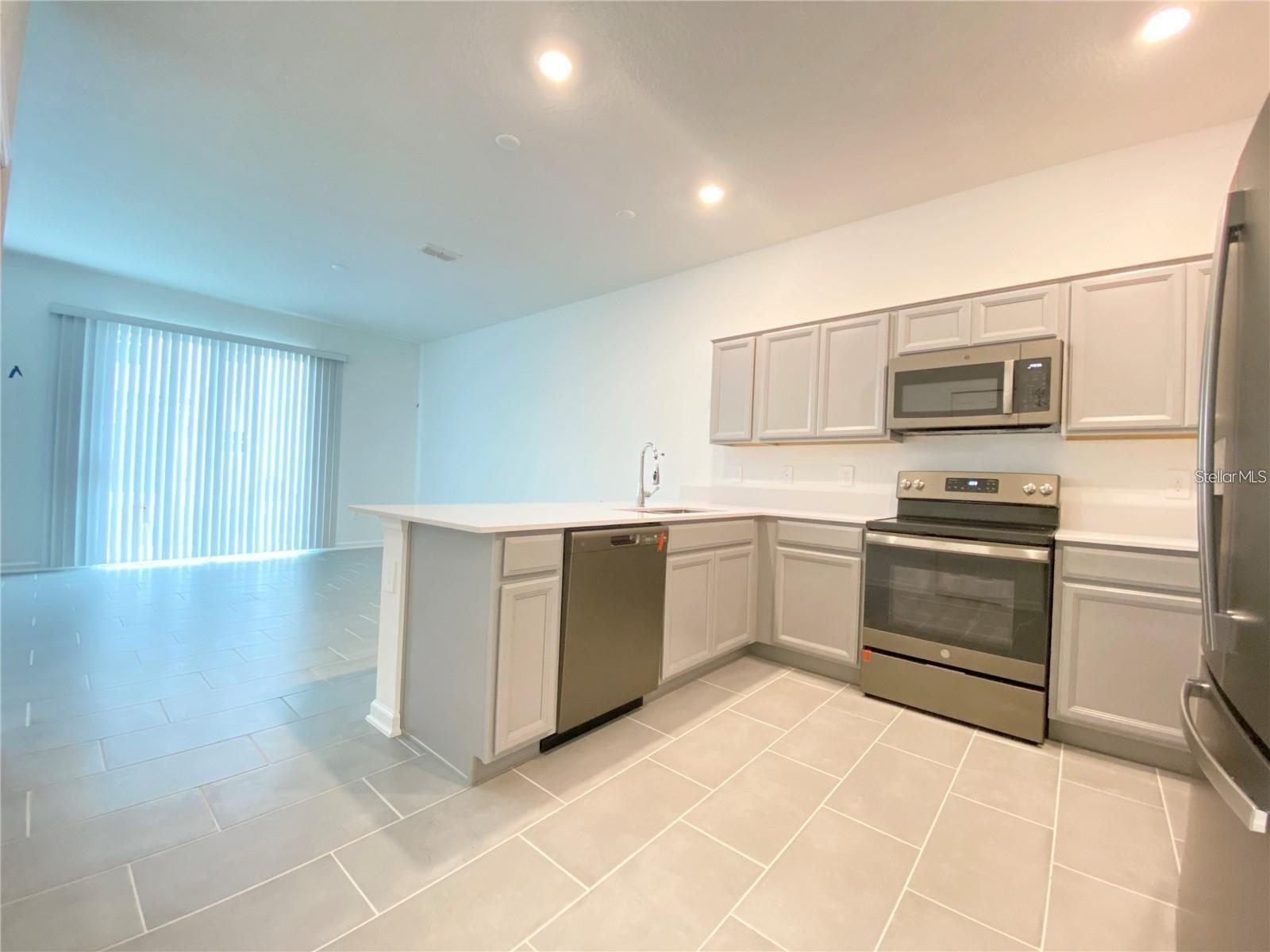 Image 7 of 20 For 7637 Danube Road
