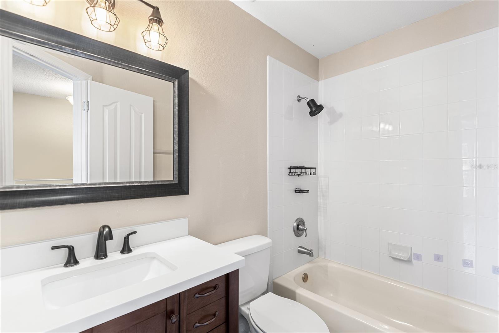 Image 11 of 12 For 10114 Farmingdale Place