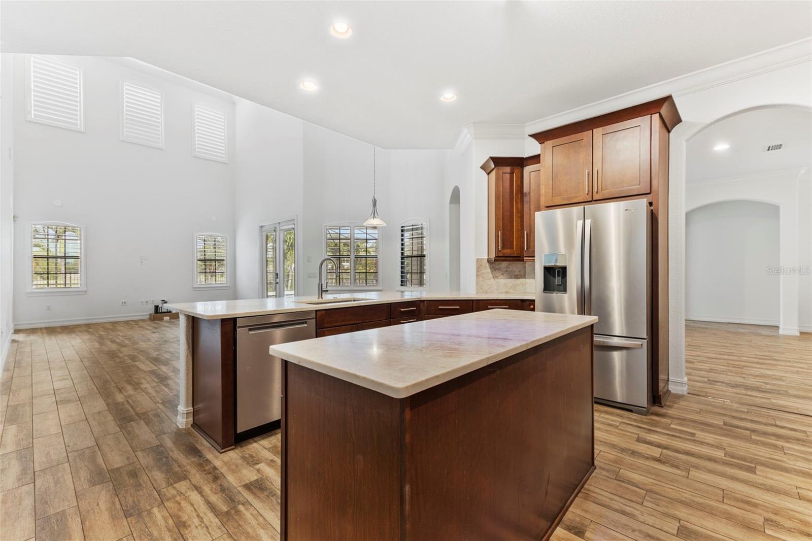 Image 10 of 60 For 10020 Hatton Circle