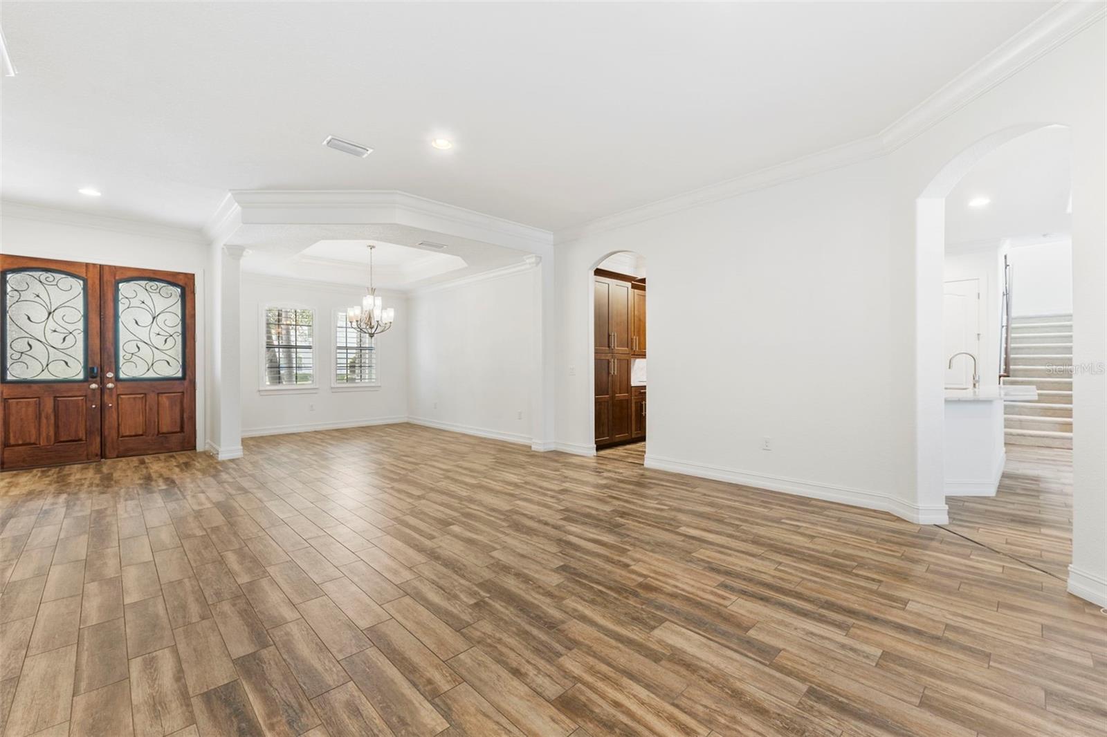 Image 15 of 60 For 10020 Hatton Circle