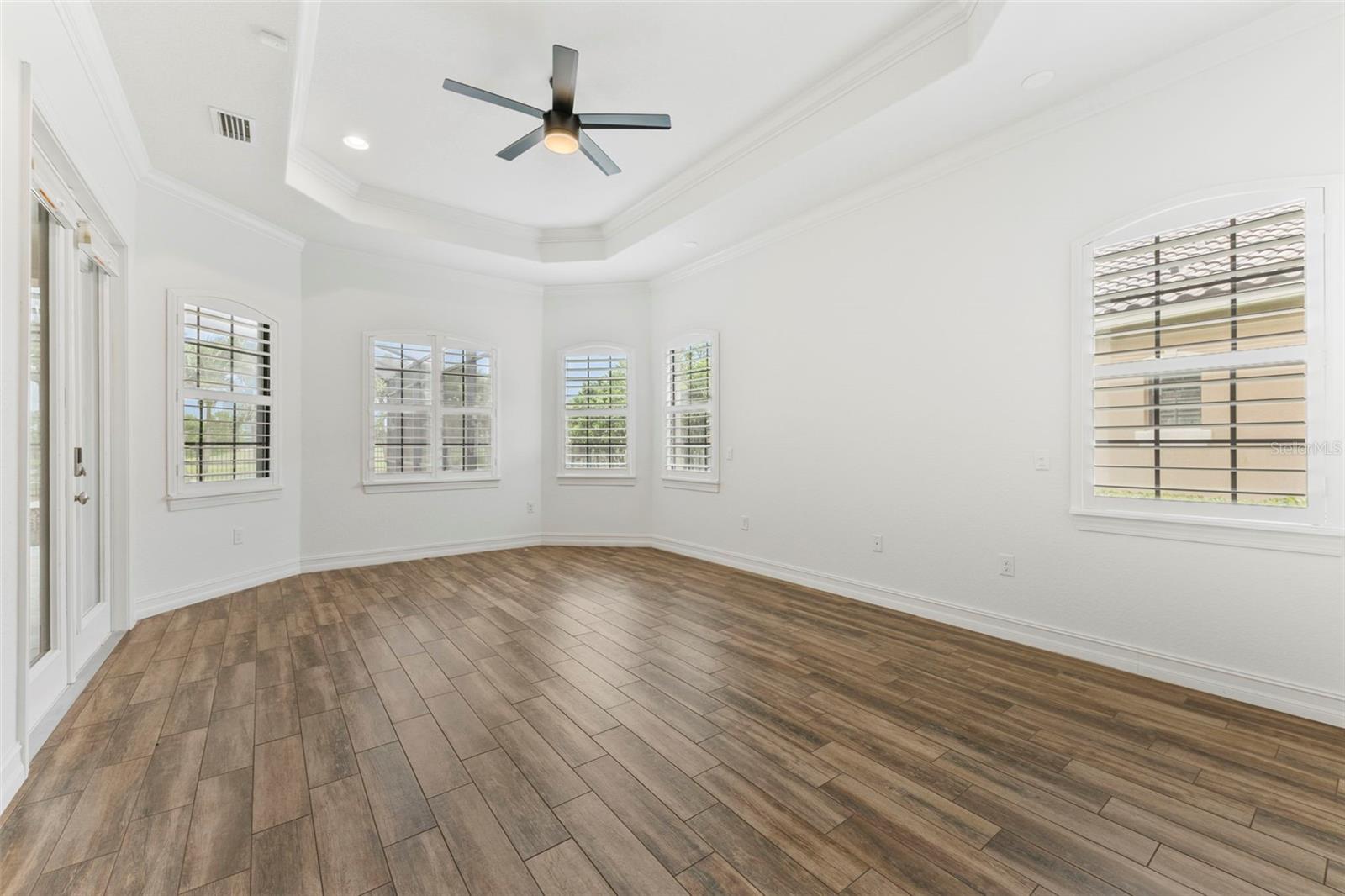 Image 23 of 60 For 10020 Hatton Circle