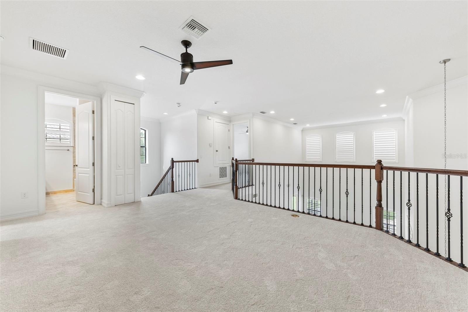 Image 32 of 60 For 10020 Hatton Circle