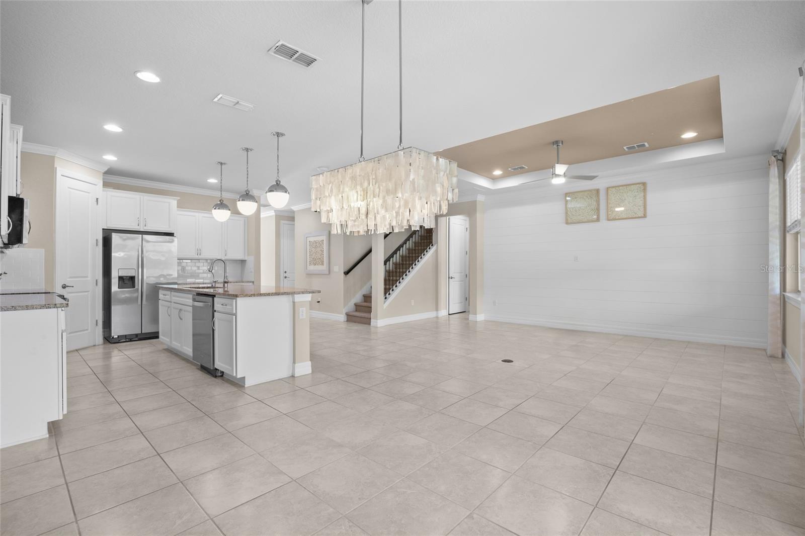 Image 16 of 62 For 2880 Lake Pointe Drive