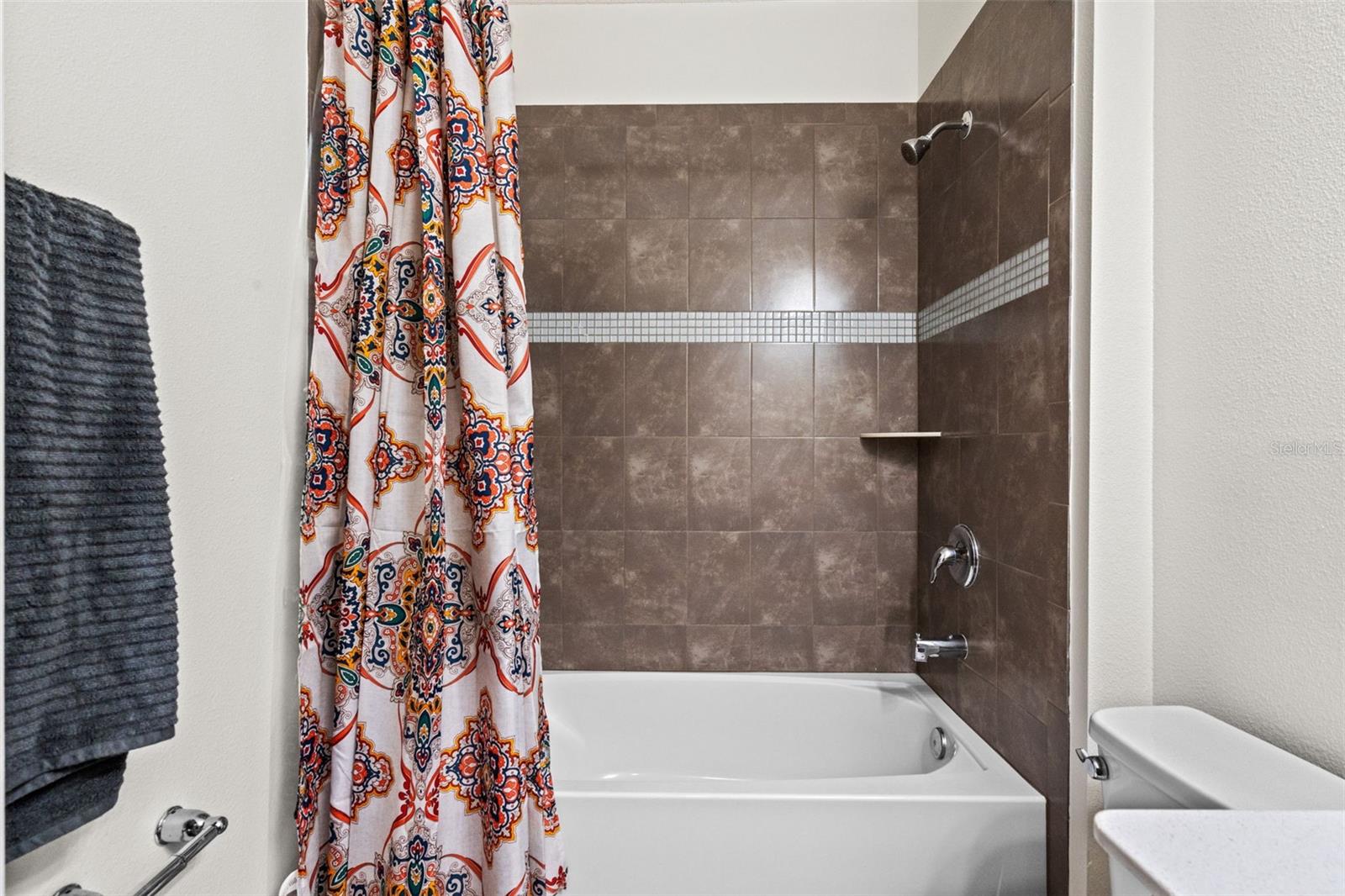 Image 13 of 65 For 1330 Bucktail Court