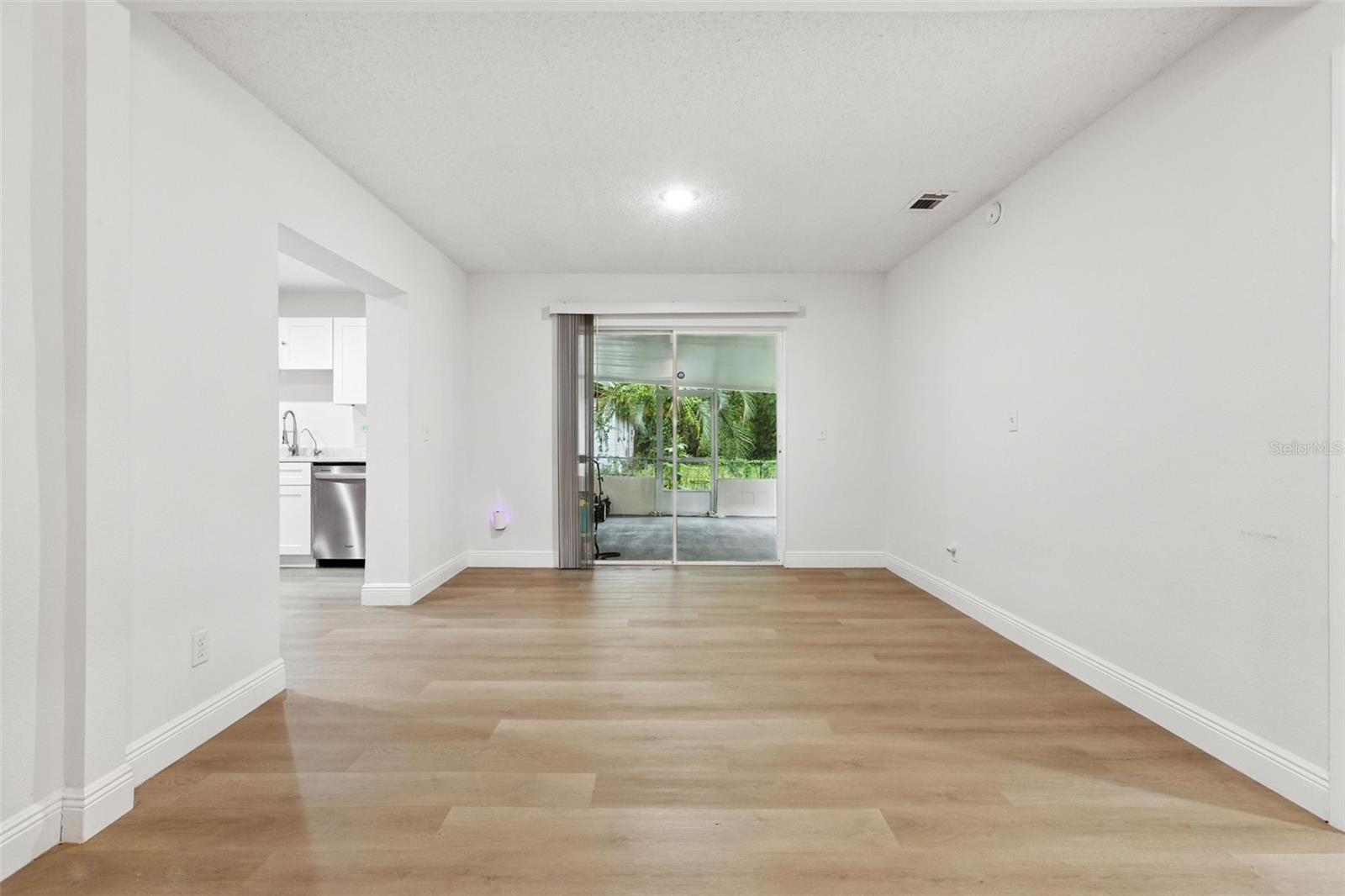 Image 11 of 29 For 711 4th Street