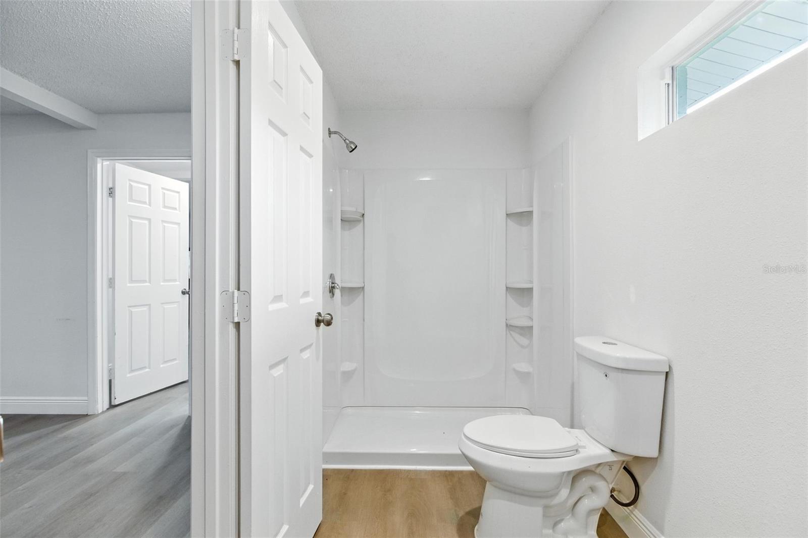 Image 12 of 29 For 711 4th Street