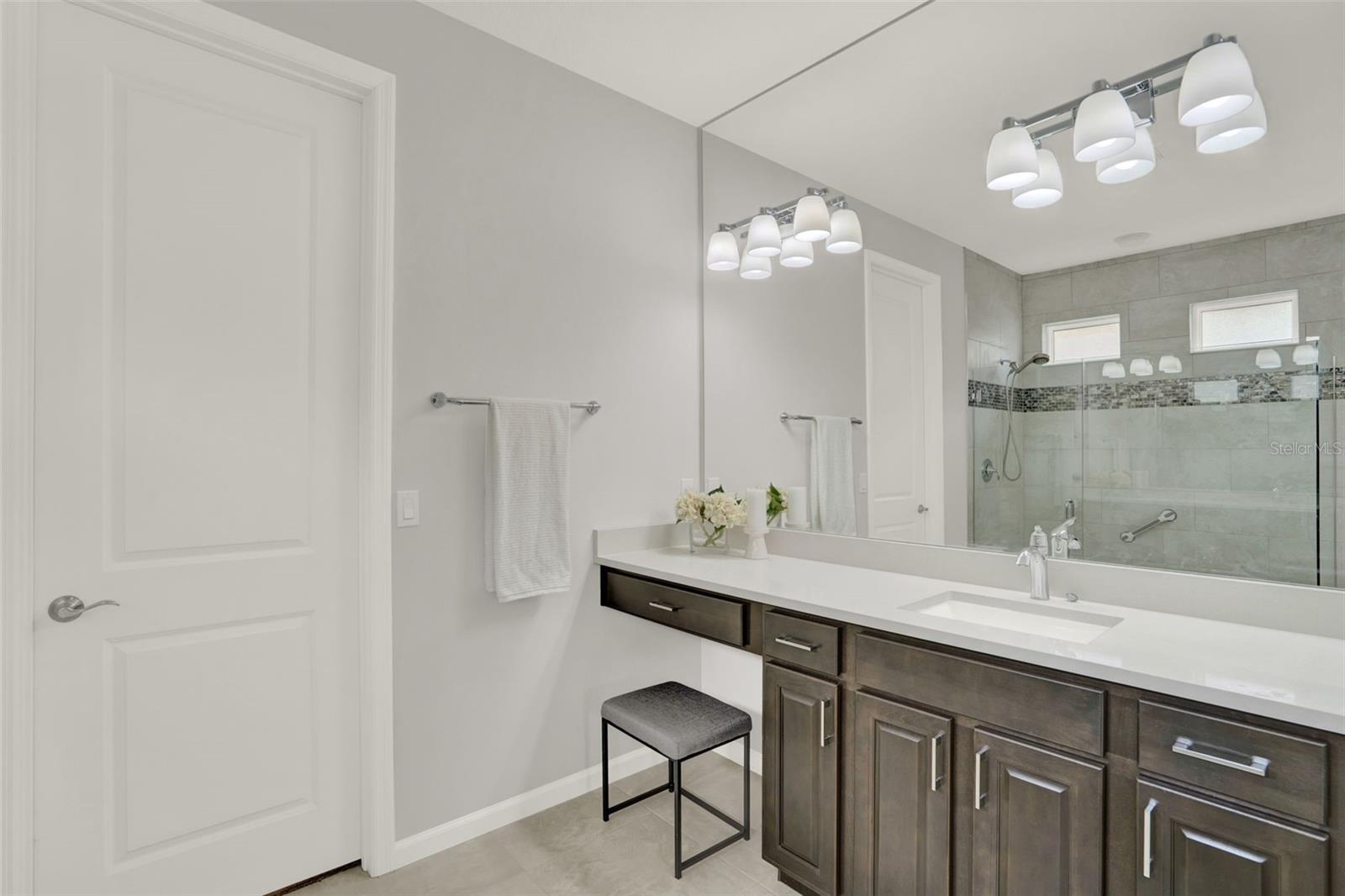 Image 22 of 49 For 470 Briarbrook Way
