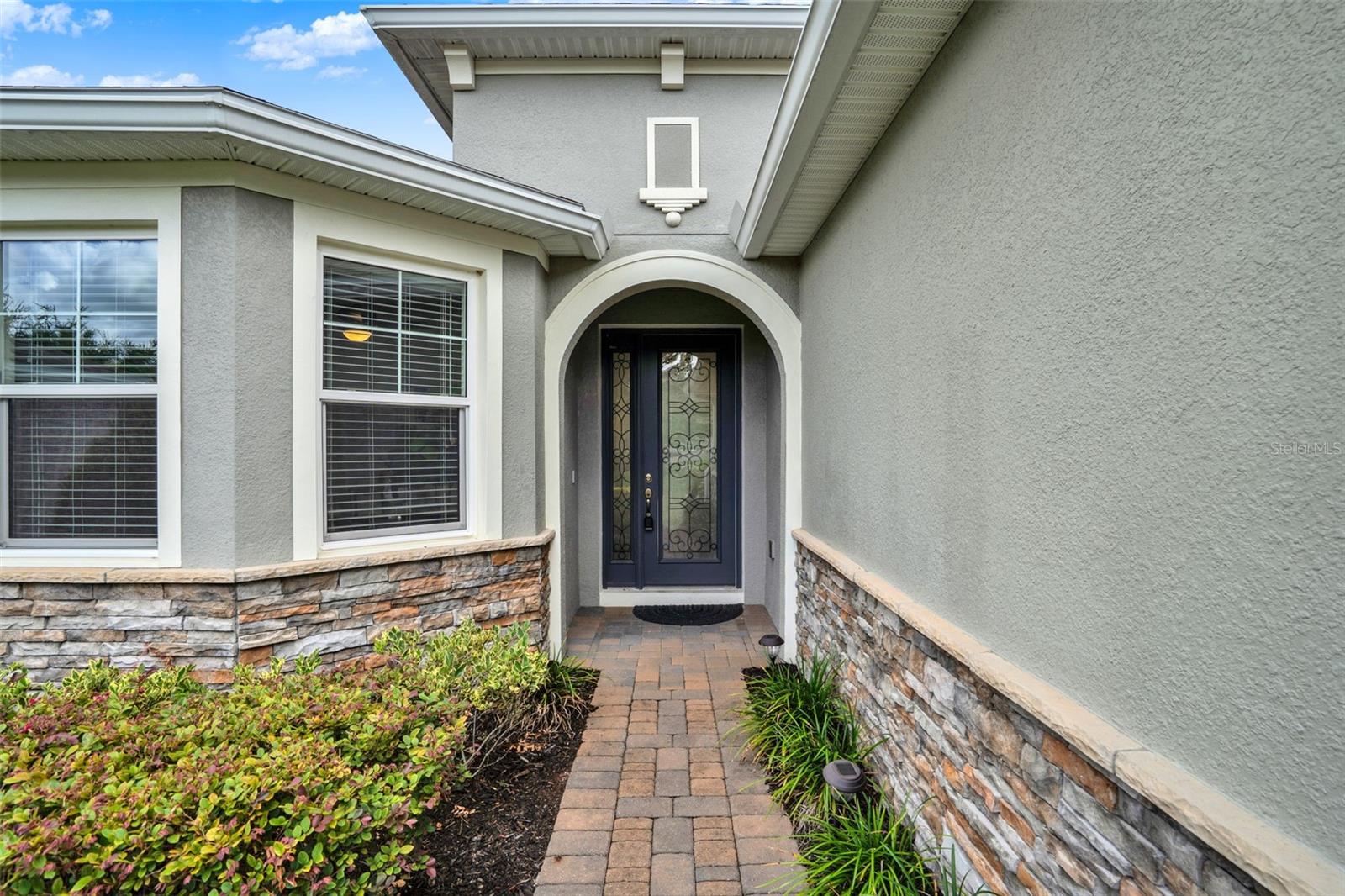 Image 3 of 49 For 470 Briarbrook Way