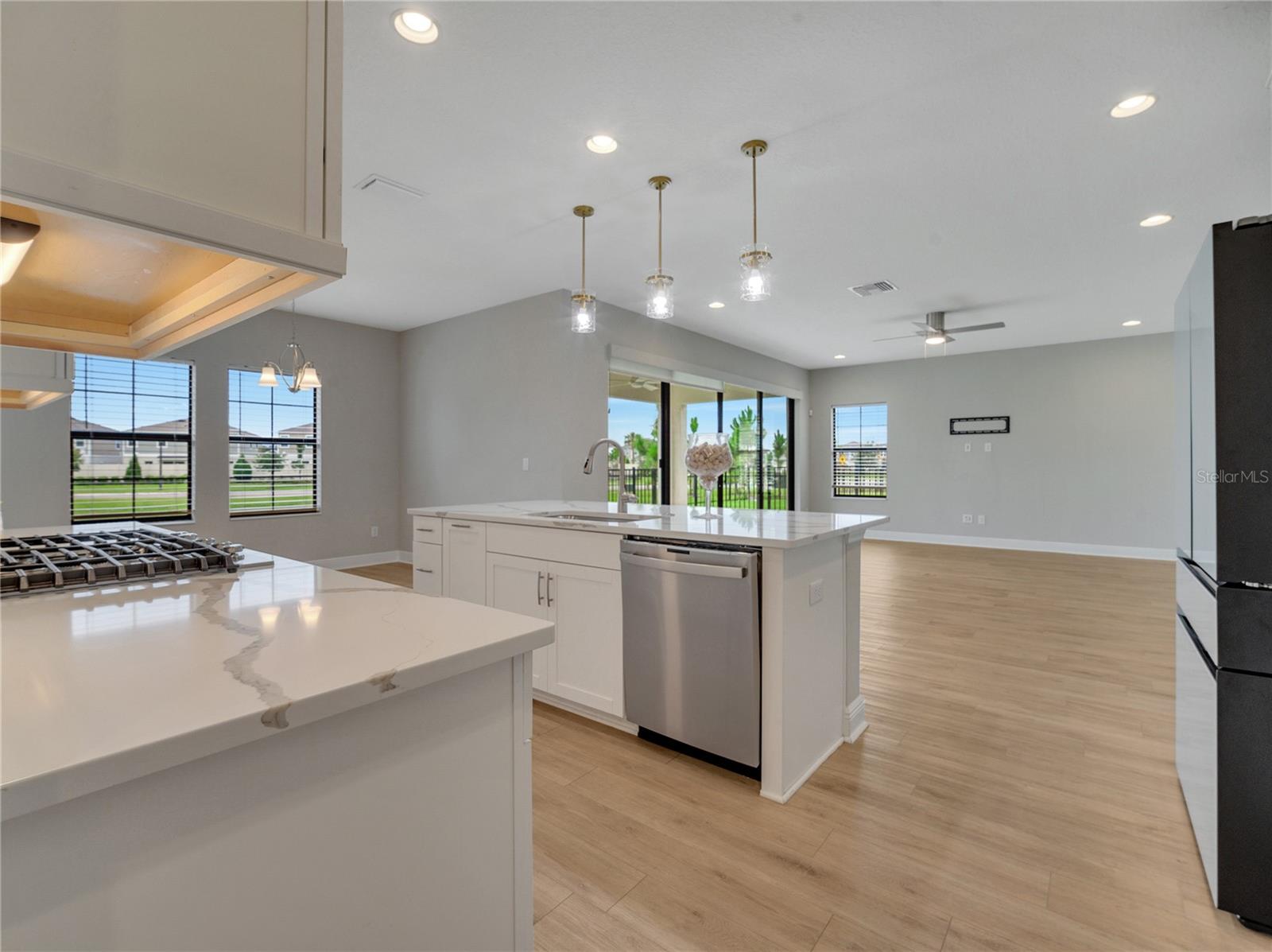 Image 18 of 57 For 14825 Paddock Pond Avenue