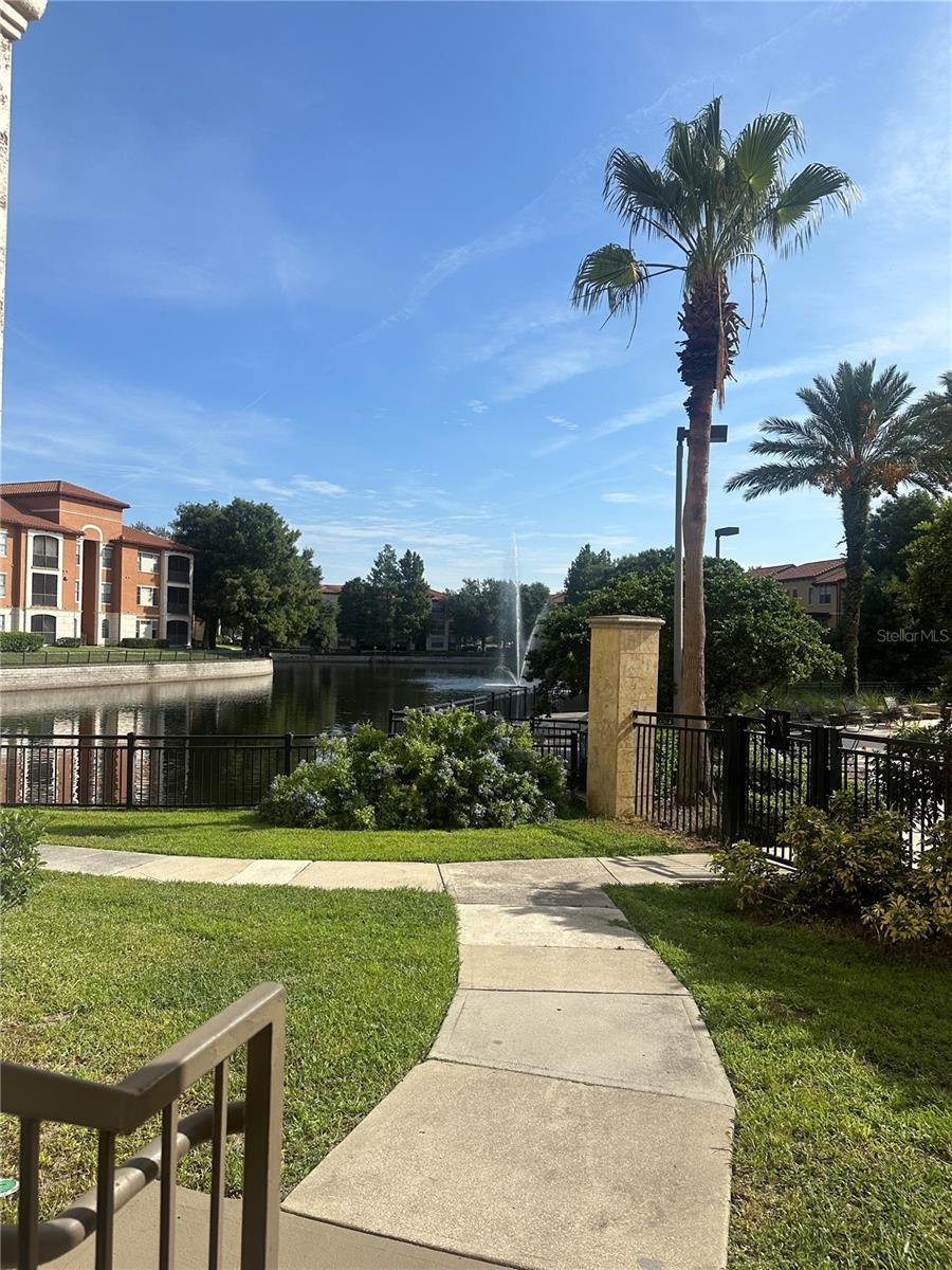 Image 13 of 22 For 6153 Metrowest Boulevard 205