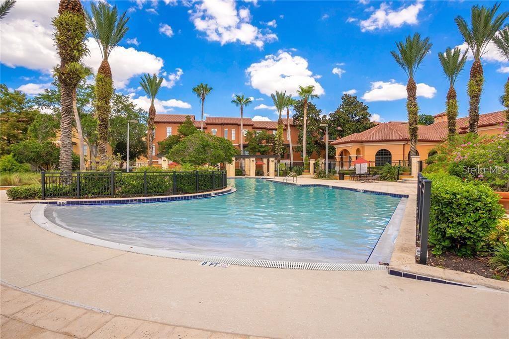 Image 17 of 22 For 6153 Metrowest Boulevard 205