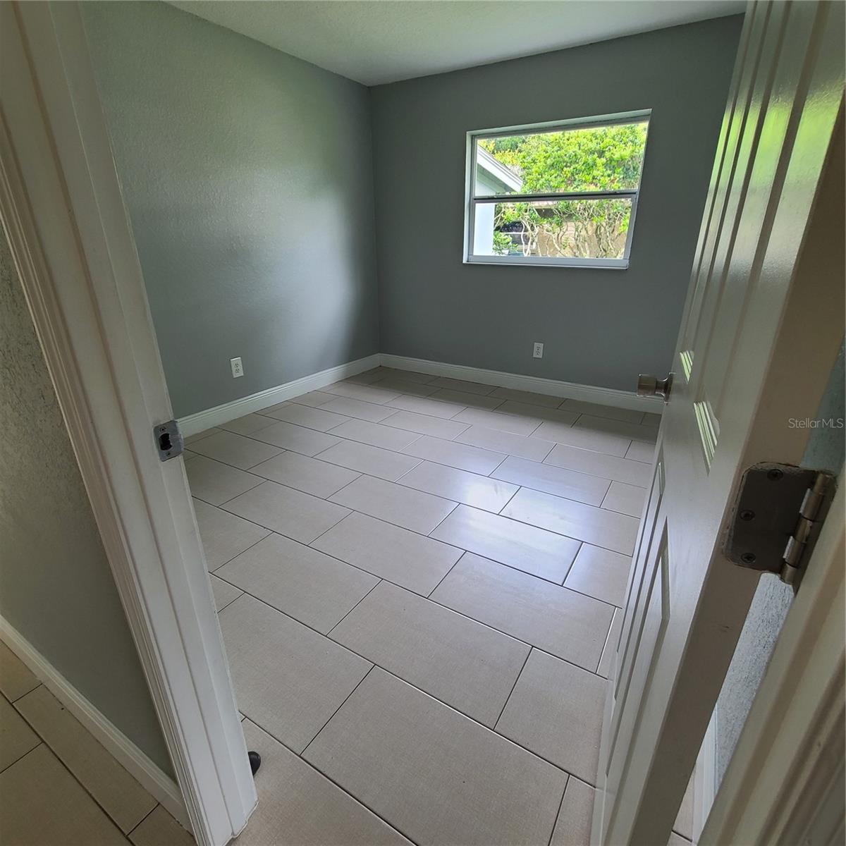 Image 19 of 30 For 4118 Kirkland Boulevard