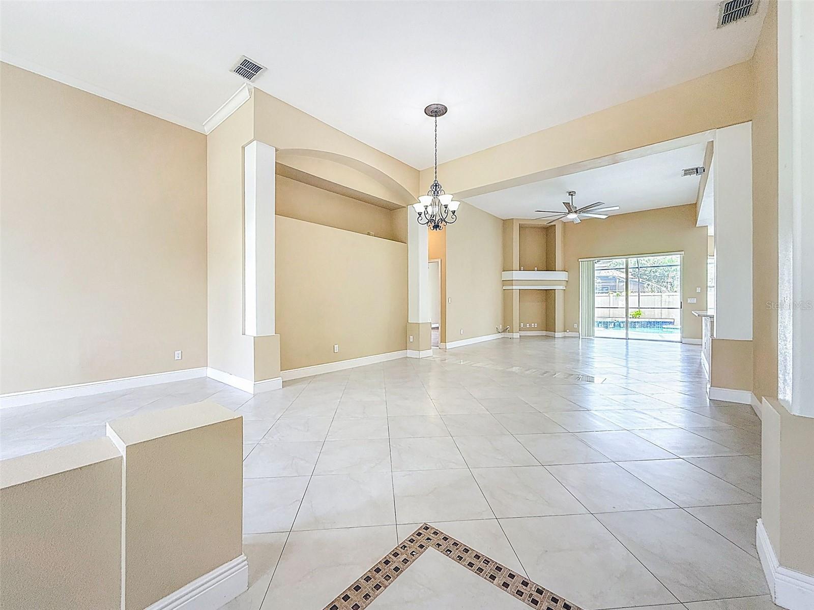 Image 8 of 60 For 11043 Creighton Drive