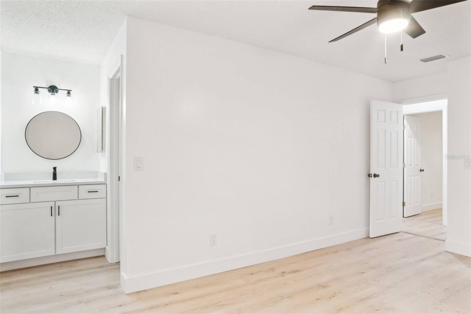 Image 13 of 22 For 502 Derby Drive
