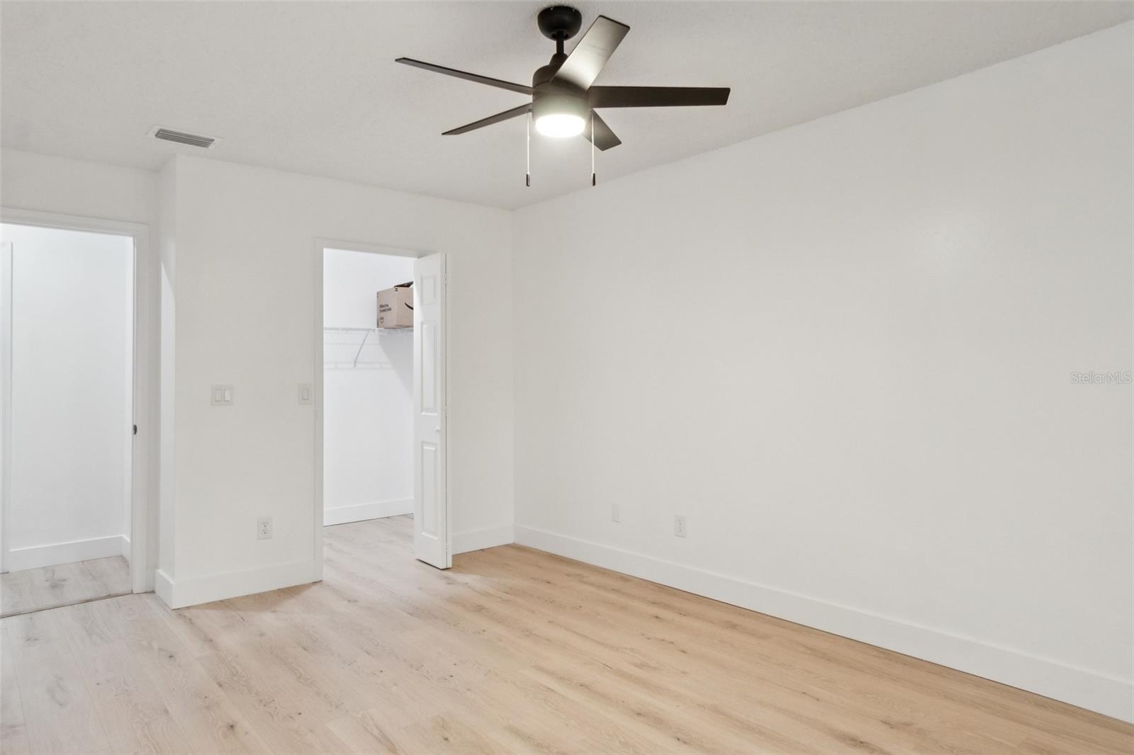 Image 19 of 22 For 502 Derby Drive