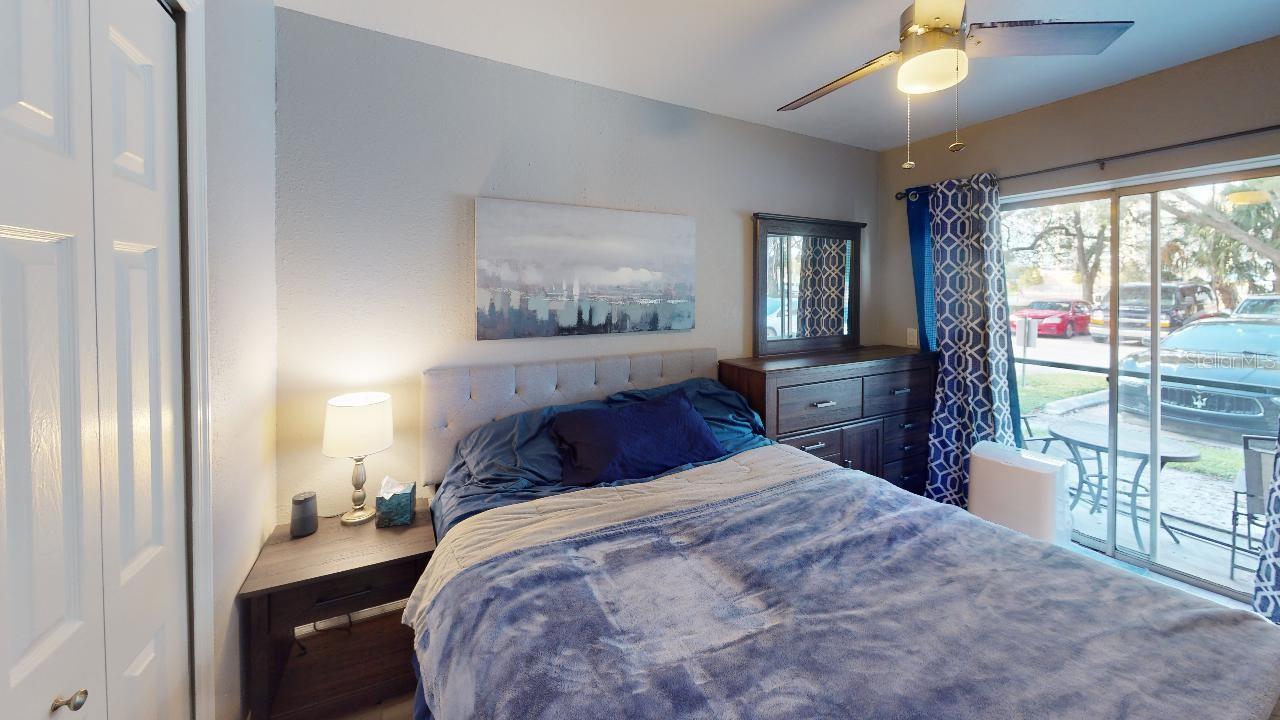 Image 13 of 17 For 133 Oyster Bay Circle 100