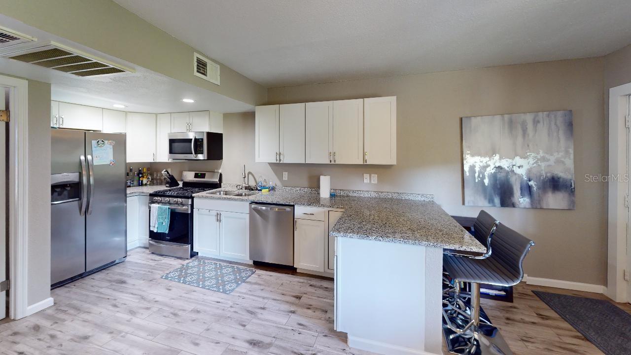 Image 16 of 17 For 133 Oyster Bay Circle 100