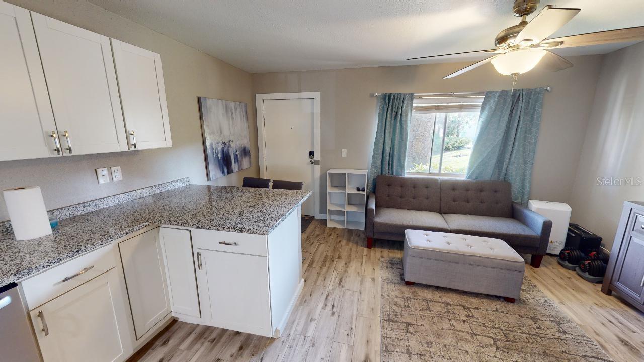 Image 5 of 17 For 133 Oyster Bay Circle 100