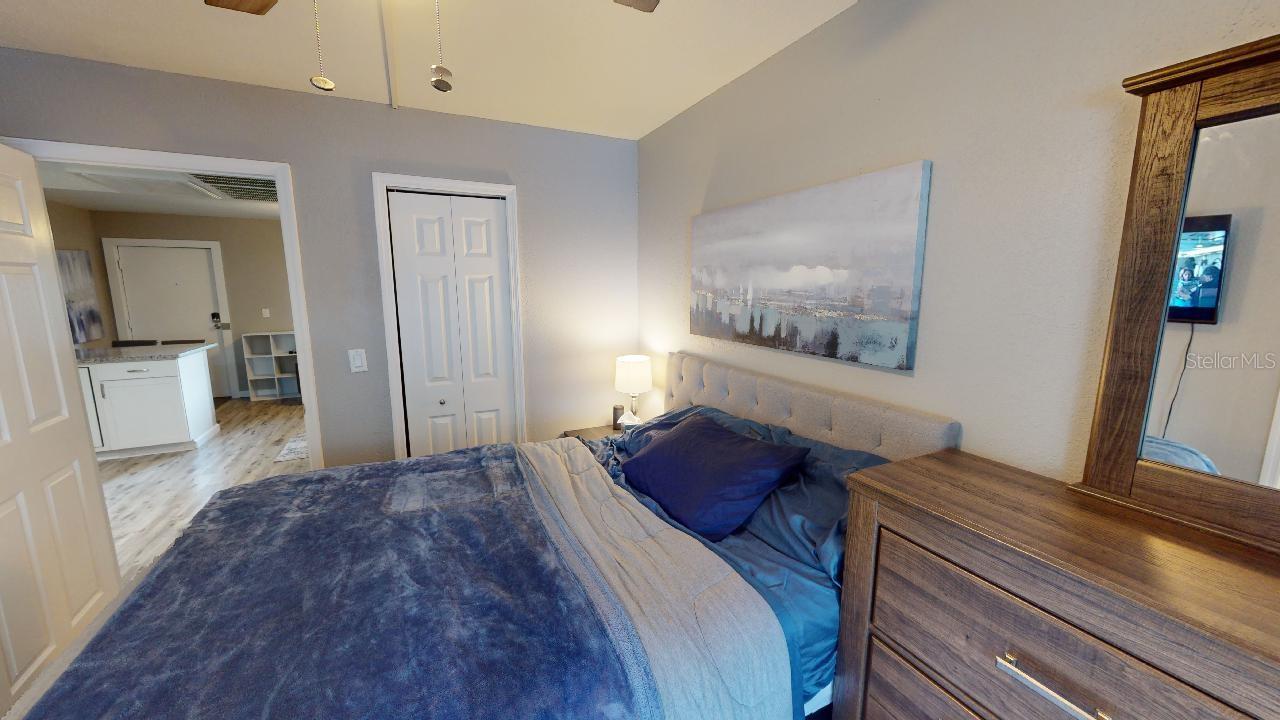 Image 8 of 17 For 133 Oyster Bay Circle 100