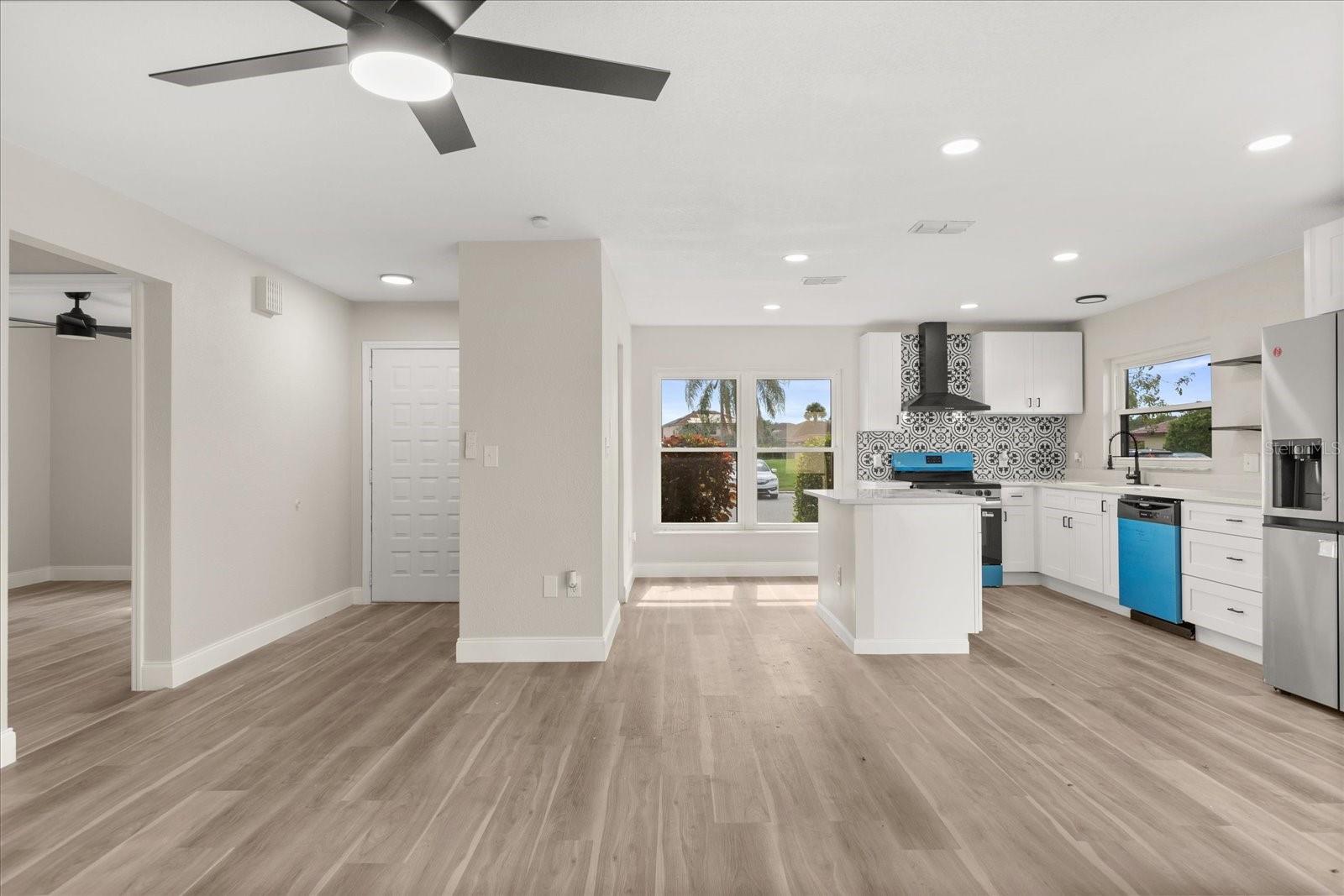 Image 5 of 26 For 443 Hunter Circle