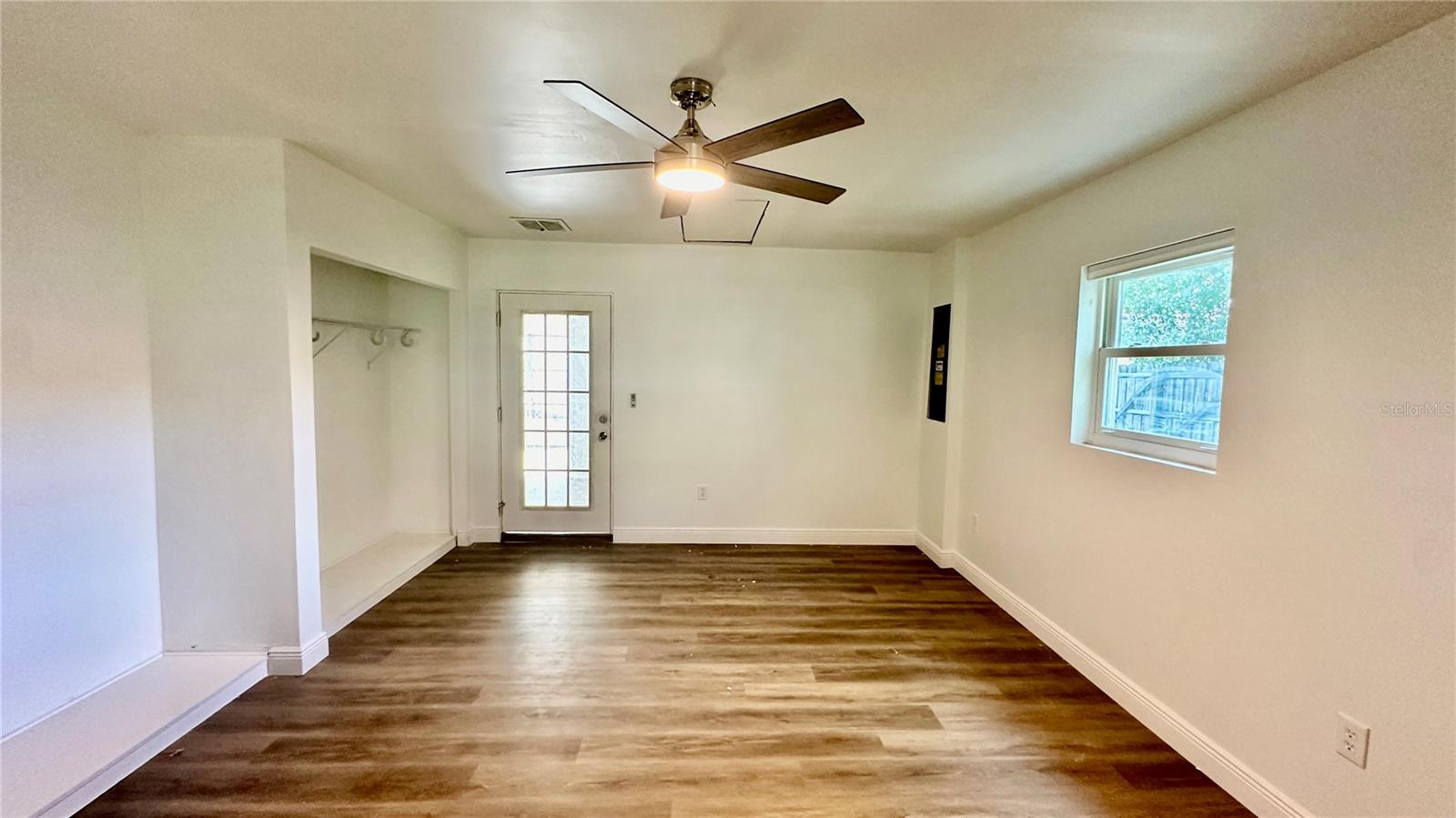 Image 10 of 18 For 5255 18th Street