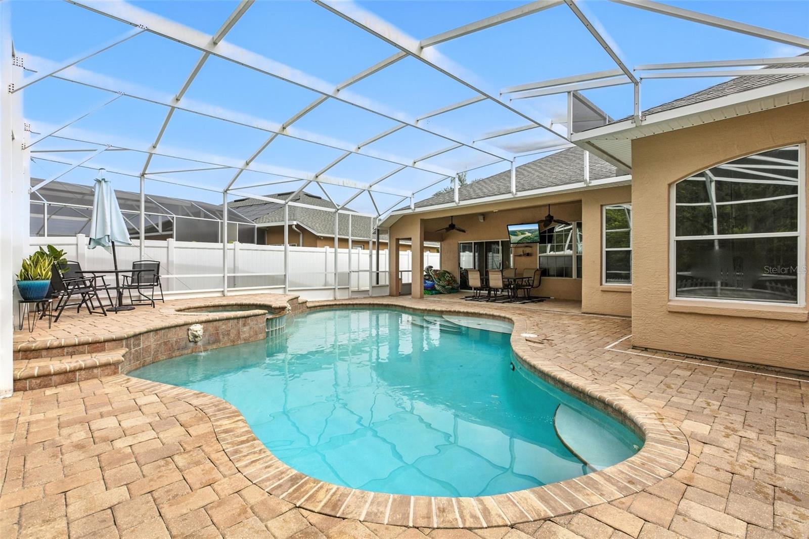Image 41 of 58 For 1908 Creekwater Boulevard