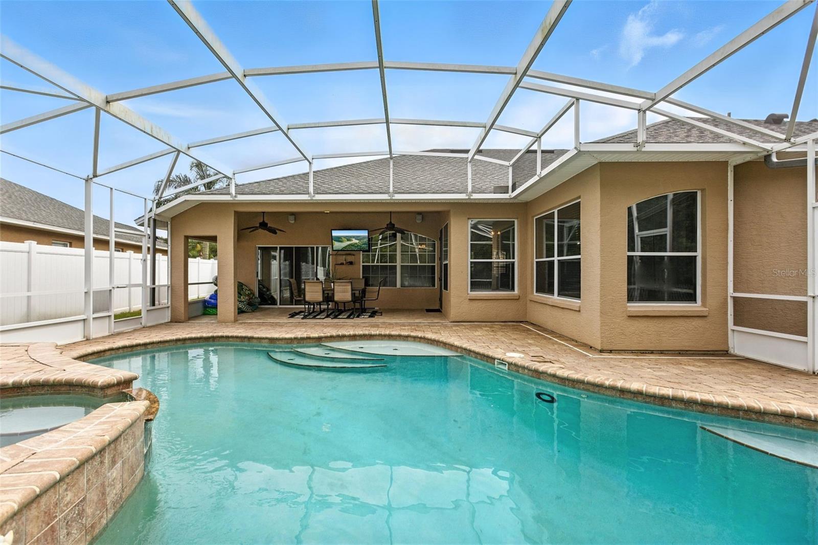Image 42 of 58 For 1908 Creekwater Boulevard