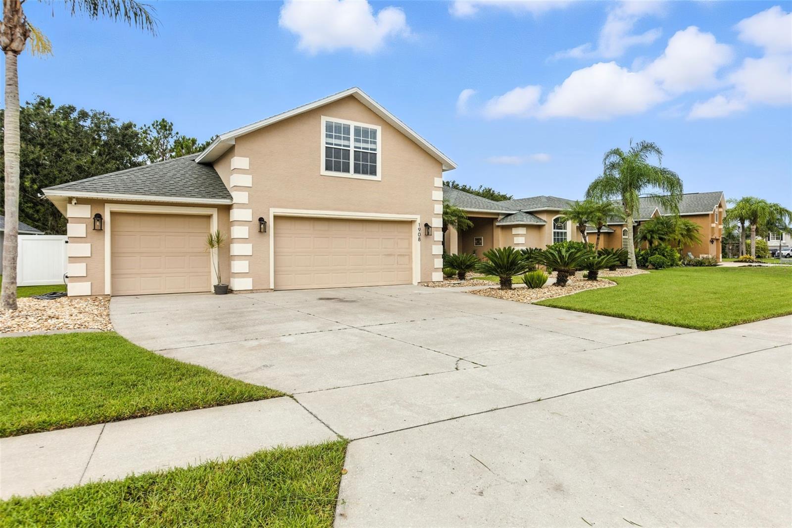 Image 48 of 58 For 1908 Creekwater Boulevard
