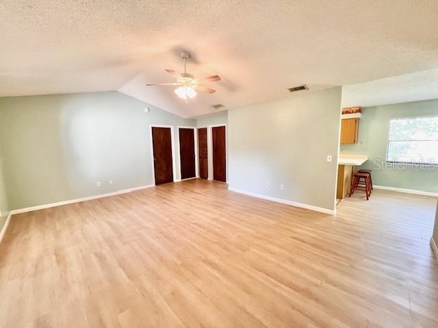 Image 4 of 12 For 215 Eldorado Drive