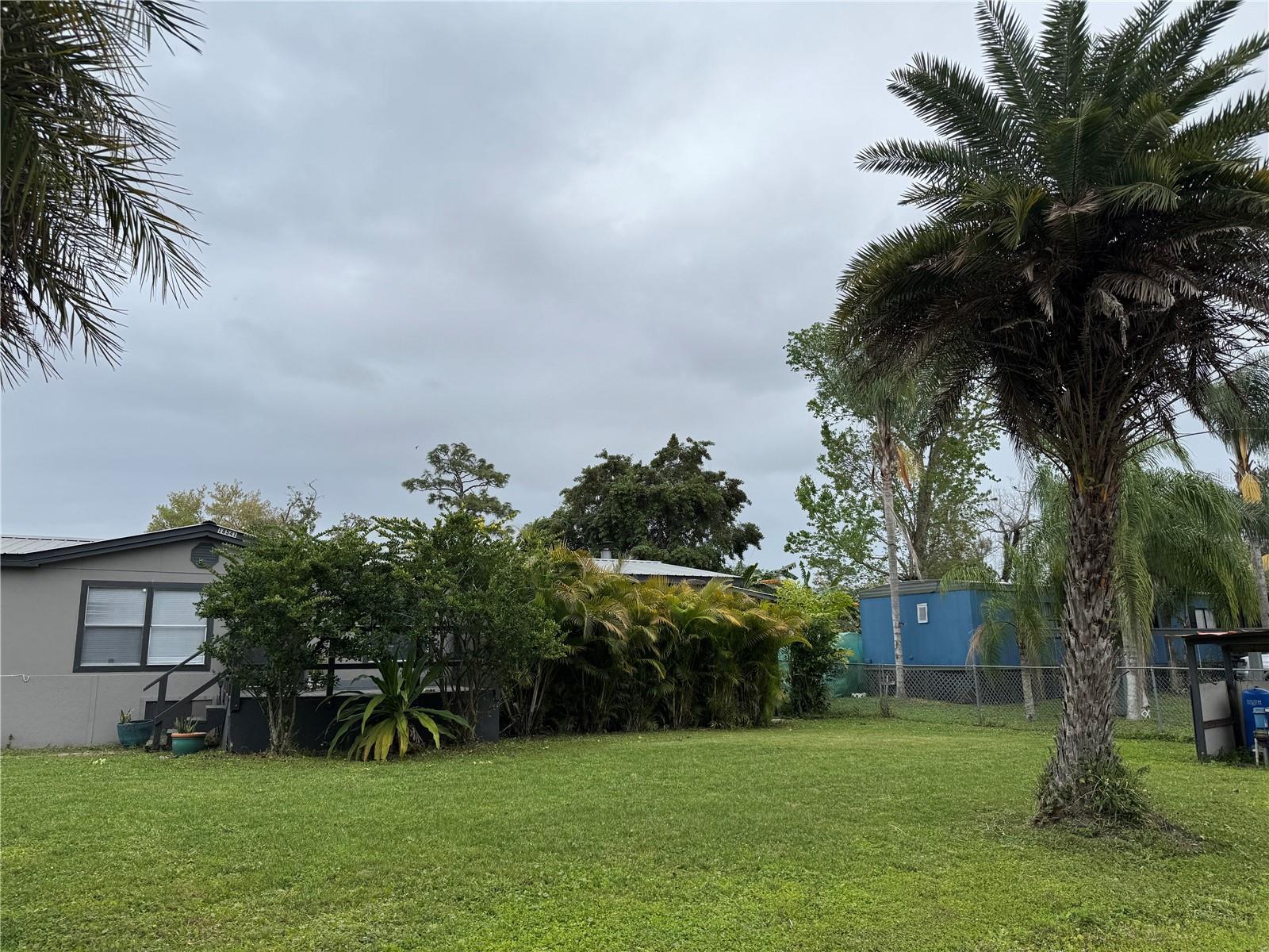 Image 3 of 15 For 18541 15th Avenue