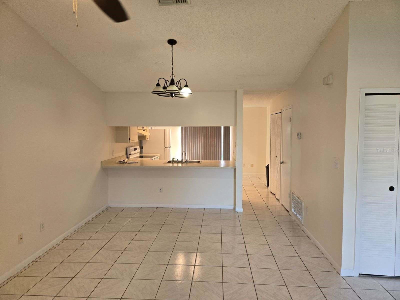 Image 4 of 13 For 131 Cascade Street A